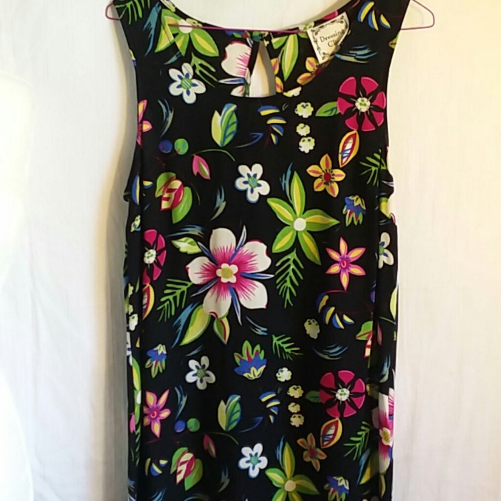 Dress by Dressing Clio.